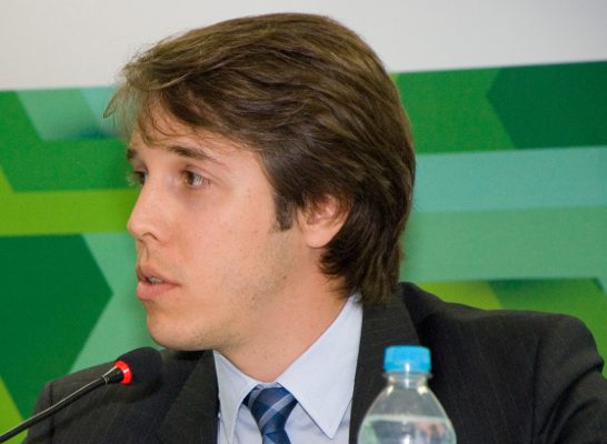 Conselheiro Zerbone, relator proposta contrato de concessão (Foto: Felipe Canova)