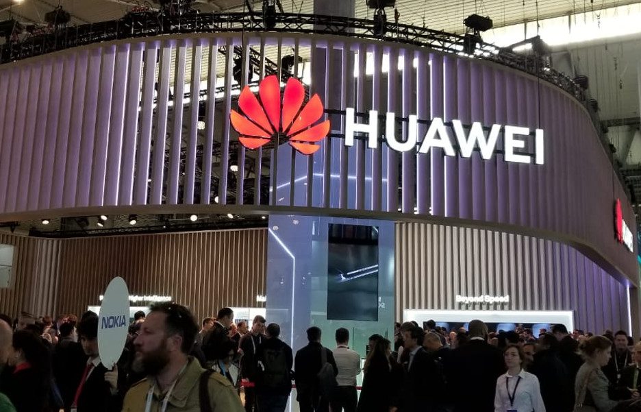 Huawei tem queda em sua receita em 2021