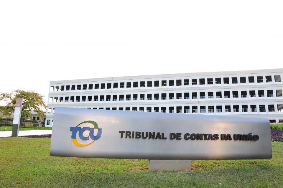TCU apura evasão fiscal de operadoras após compra da Oi