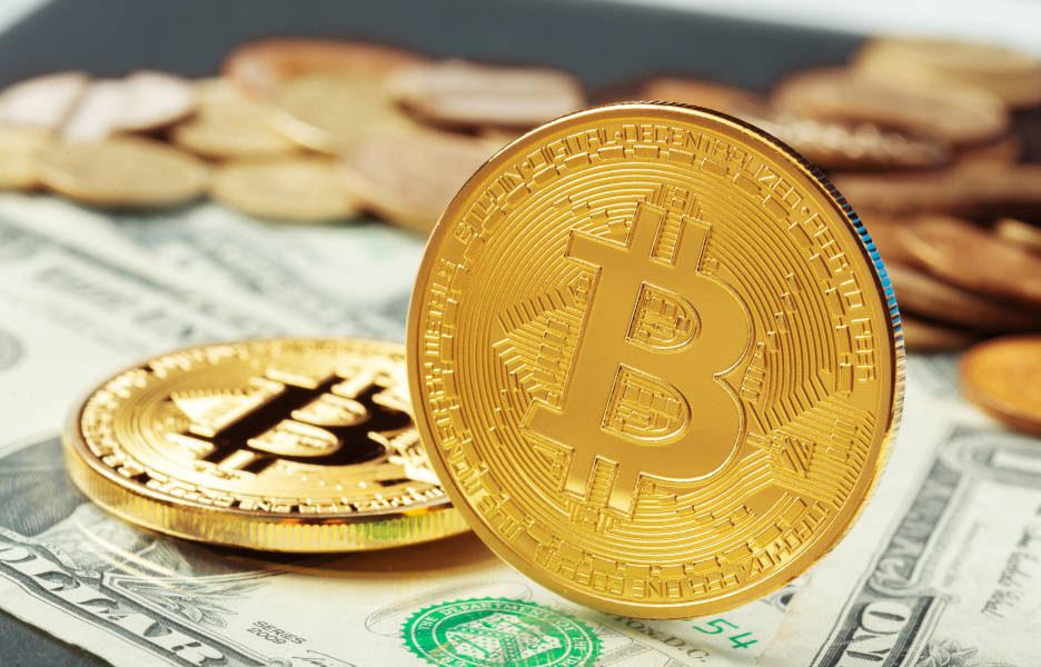 Bitcoin cai 14% após credor de criptomoedas Celsius congelar saques - Crédito: Freepik