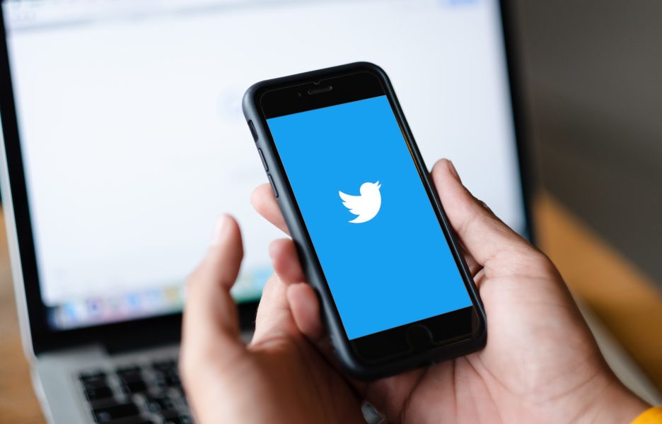 Processo de demissão do Twitter pode atingir metade dos funcionários