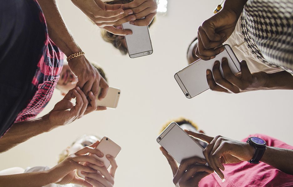 Operadoras crescem em 5G e telefonia móvel avança em julho