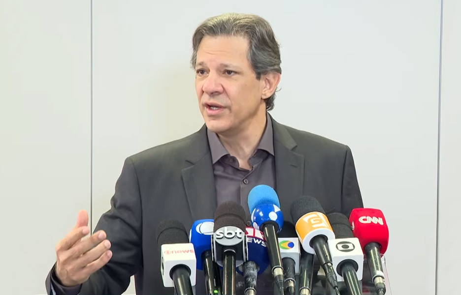 Ministro Fernando Haddad comenta o veto à desoneração da folha em coletiva | Foto: Canal Gov