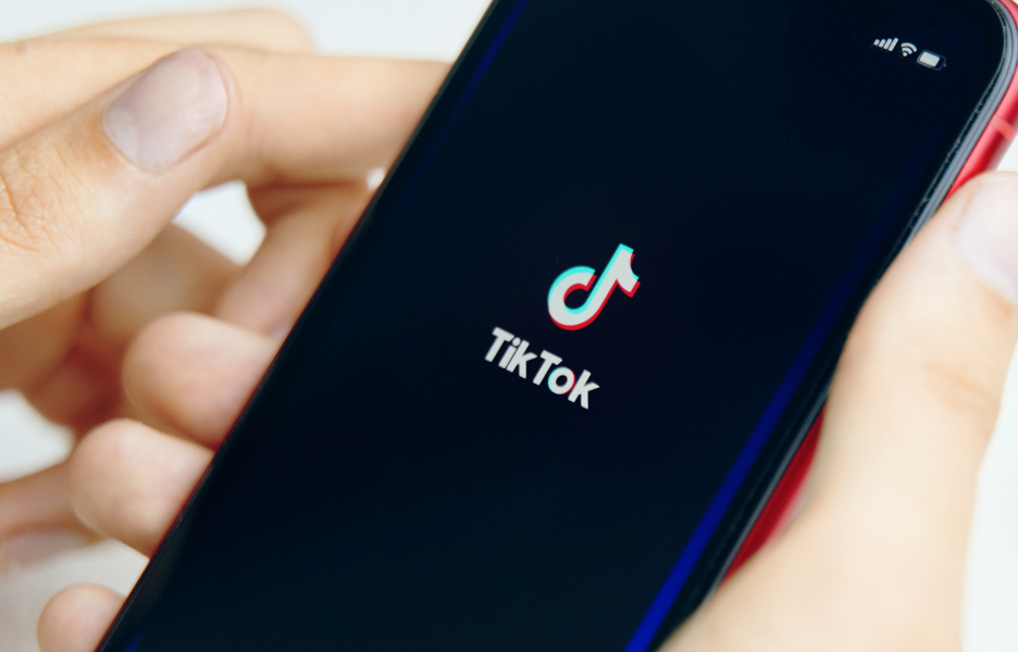 TikTok vai contestar na Justiça a lei que pode banir o app nos EUA