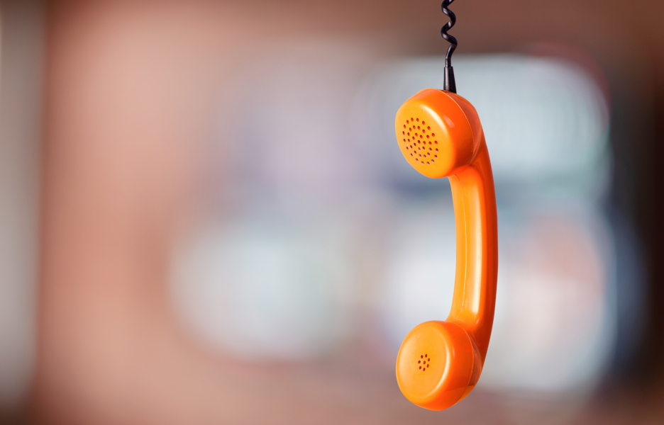 Oi e Vivo lideram perdas de clientes de telefonia fixa em maio