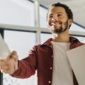 FiberX abre vagas em diferentes áreas e regiões pelo Brasil