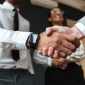 OIW firma parceria com ZTT para distribuição de cabos ópticos no Brasil