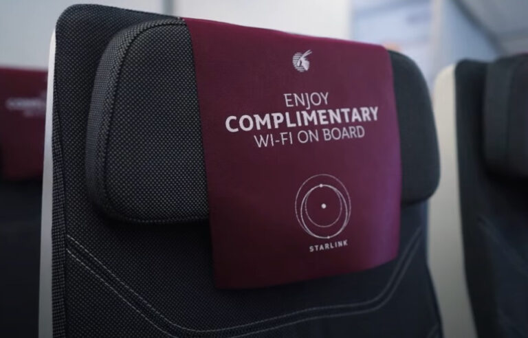 Qatar Airways lança seu primeiro voo com WiFi grátis da Starlink