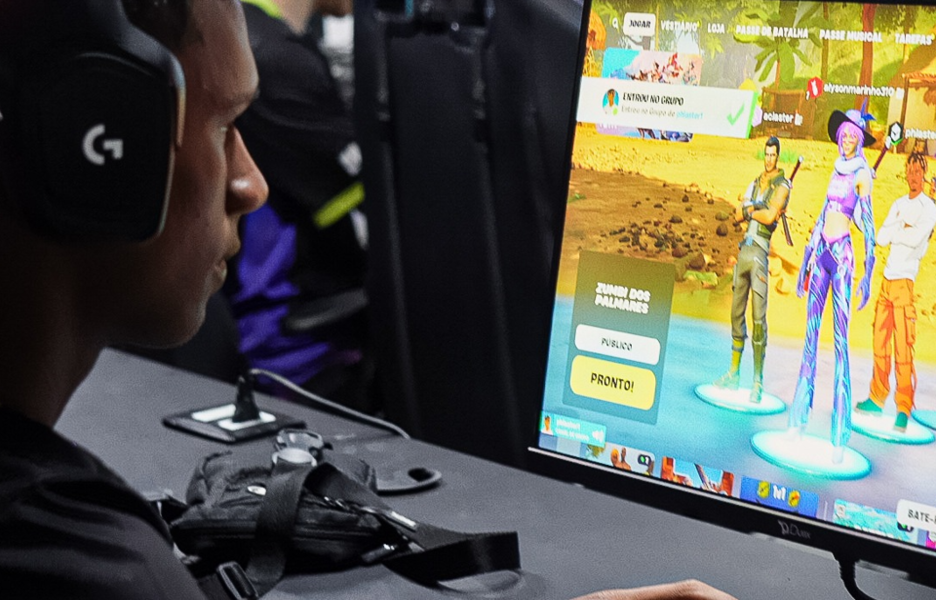AfroReggae forma 140 jovens em tecnologia e eSports no Complexo da Maré