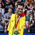 Vero firma patrocínio com Gabrielzinho e renova com Carol Santiago