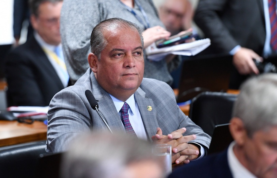 Eduardo Gomes, relator do projeto, defende inclusão de cooperativas para ampliar oferta de internet | Foto: Edilson Rodrigues/Agência Senado