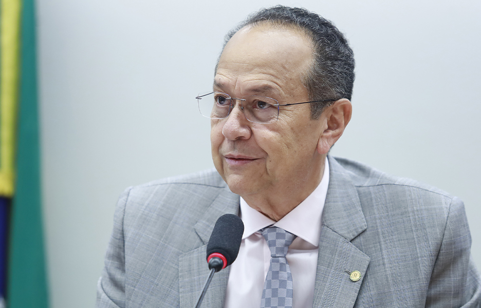 Silas Câmara chegou a anunciar a retirada de pauta do PL contra o fair share | Foto: Mário Agra/Câmara dos Deputados