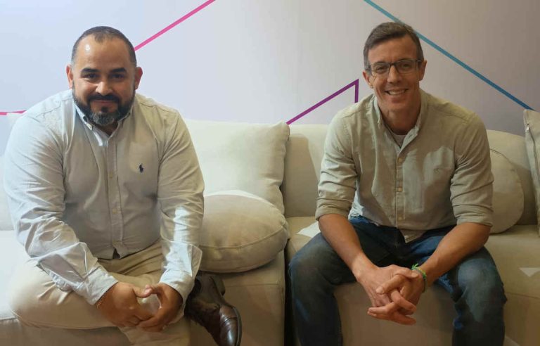 Marcelo Laurato, diretor de Vendas da Faiston; dir. Alex Ingles, CEO da Telcoweb