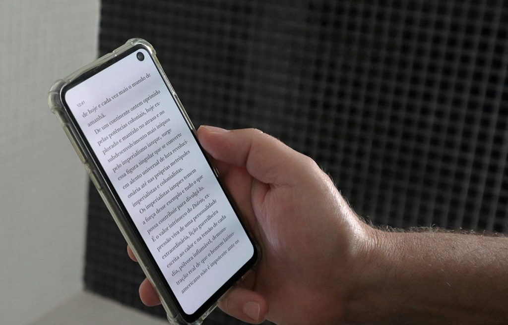 Celular leitura
